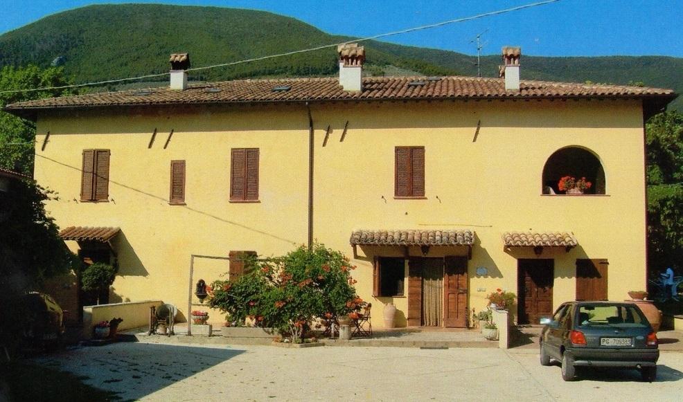 Cerasola Bed & Breakfast Pensionat Campello sul Clitunno Exteriör bild